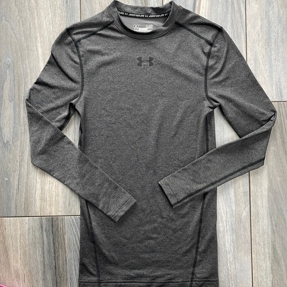 ***Like New Men’s UA Compression Long Sleeve - Picture 1 of 6